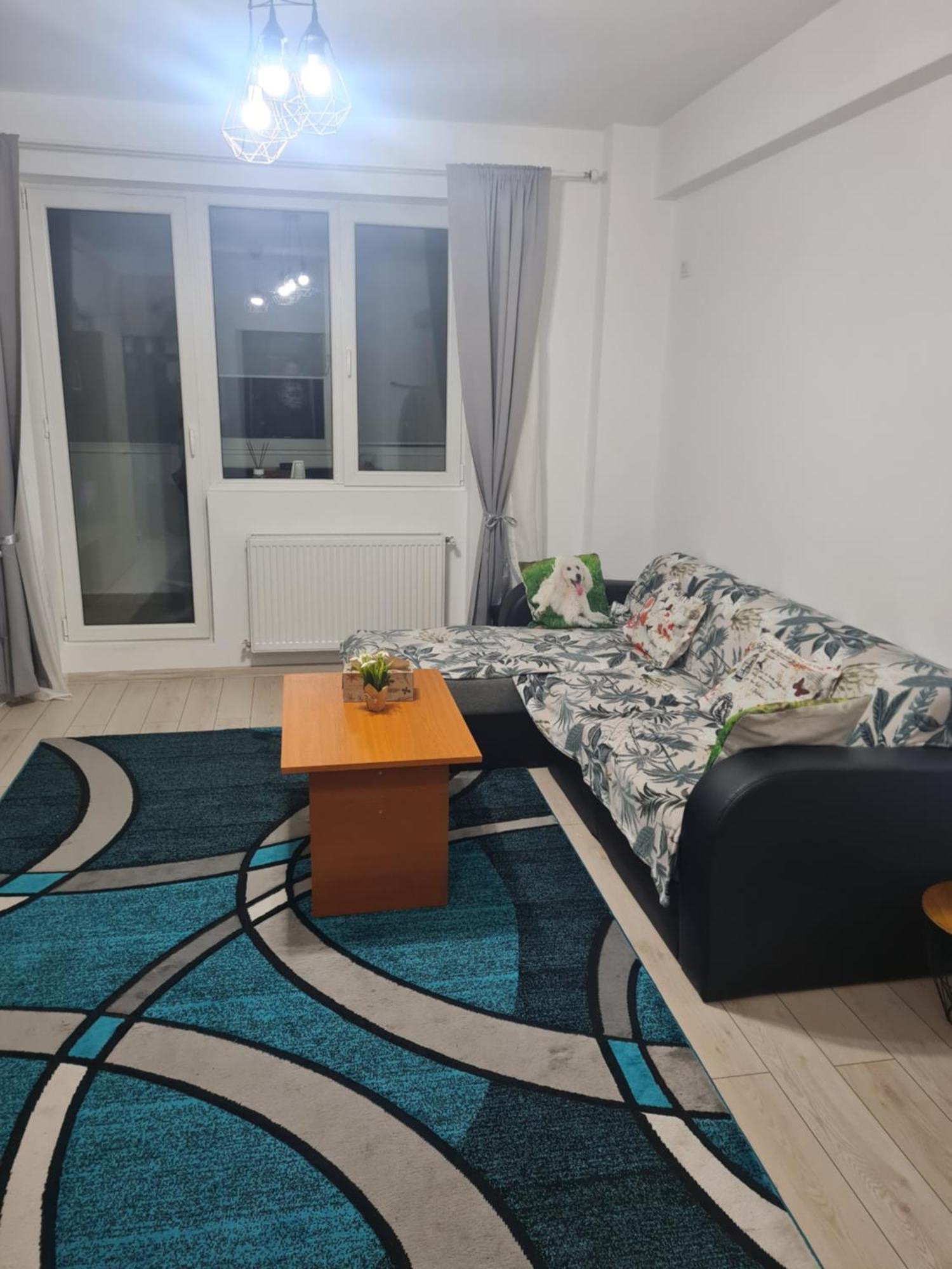 Luxury 1 Bedroom Apartment Roşu Εξωτερικό φωτογραφία