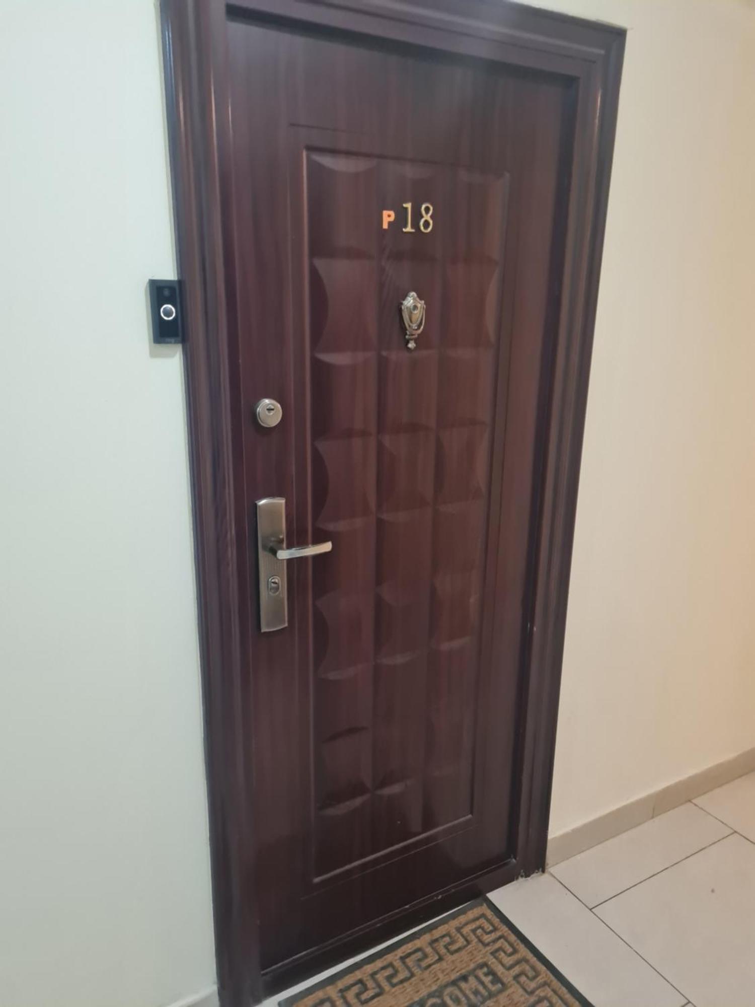 Luxury 1 Bedroom Apartment Roşu Εξωτερικό φωτογραφία