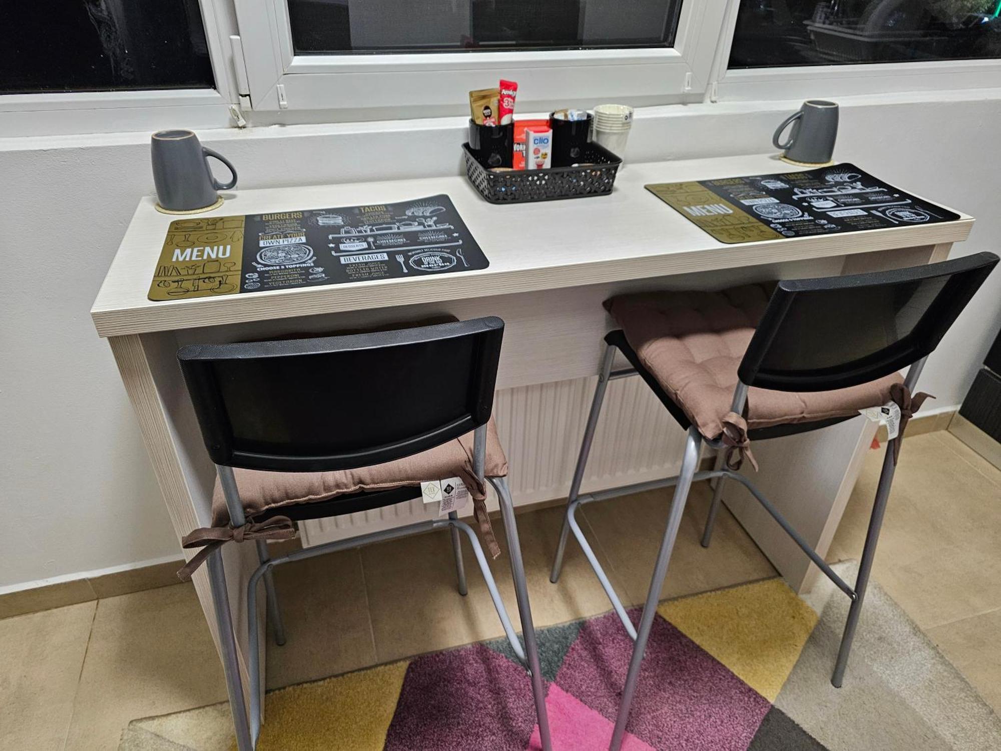 Luxury 1 Bedroom Apartment Roşu Εξωτερικό φωτογραφία